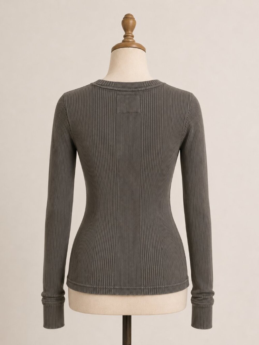 Aerie Y2K Washed Gray Ribbed Henley Long Sleeve Fitted Top - Picture 3 of 4